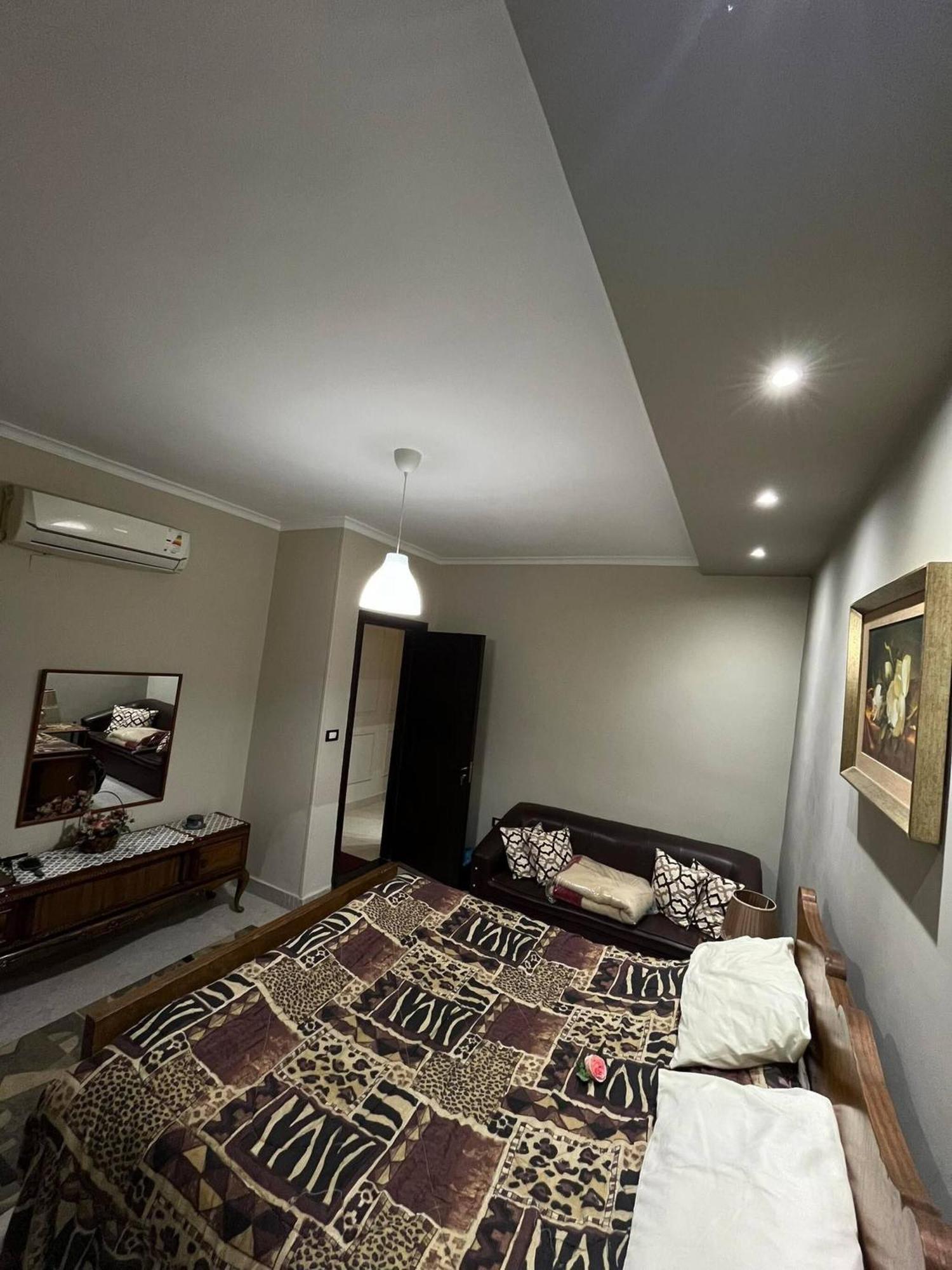 Apartment Cozy 2 Bed Apartment, 25 Mins To The Airport *