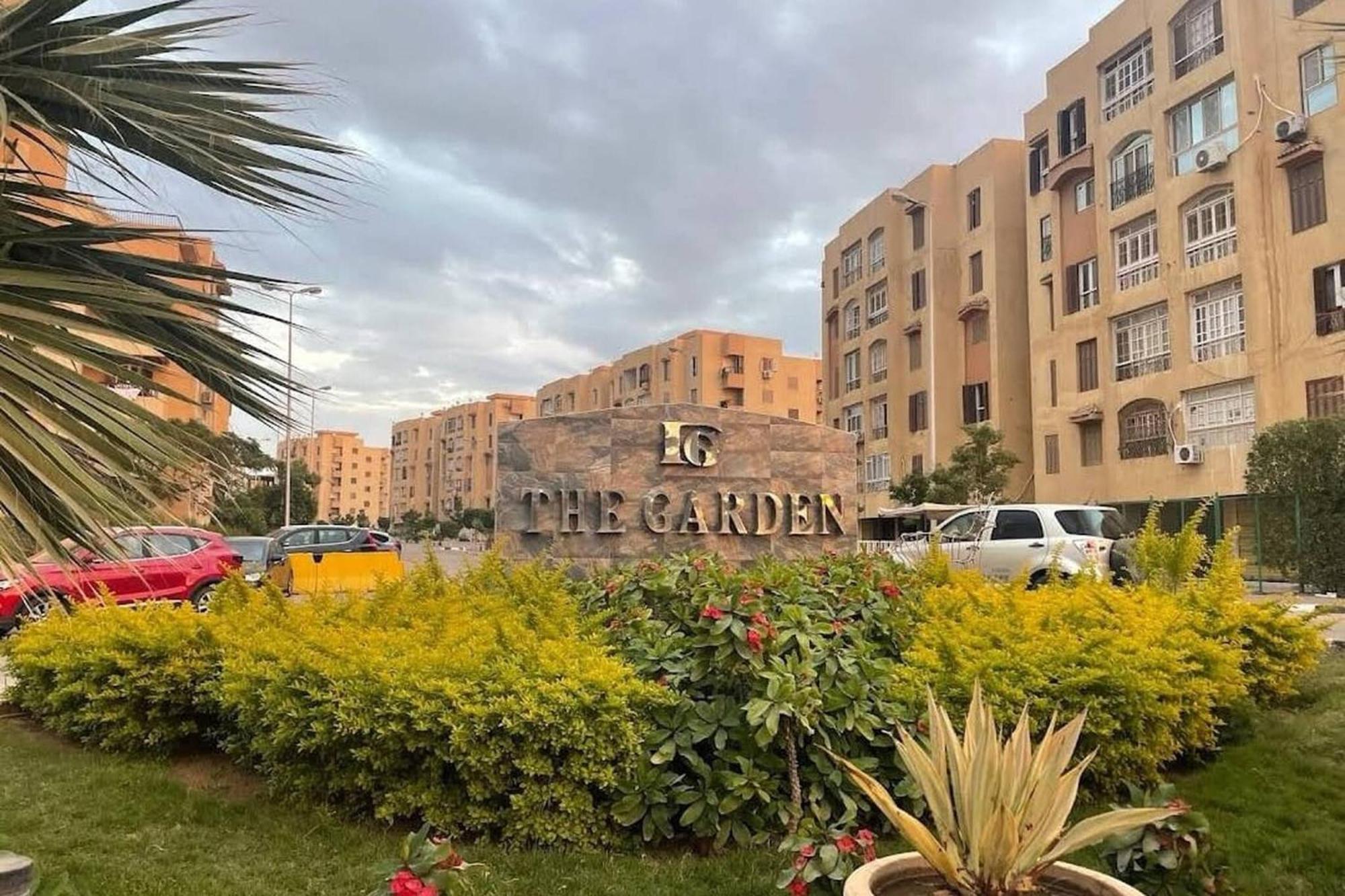 Apartment Cozy 2 Bed Apartment, 25 Mins To The Airport Cairo
